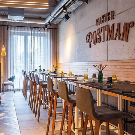 Hilton Garden Inn Mannheim Bagian luar foto